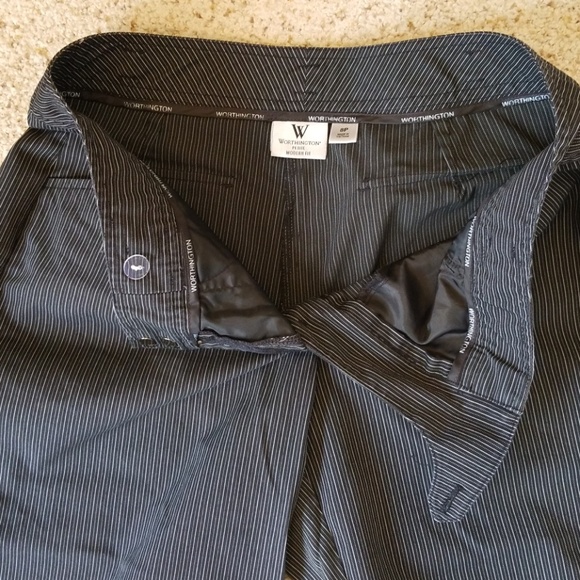 5/$25 Worthington pinstripe capris - Picture 3 of 6